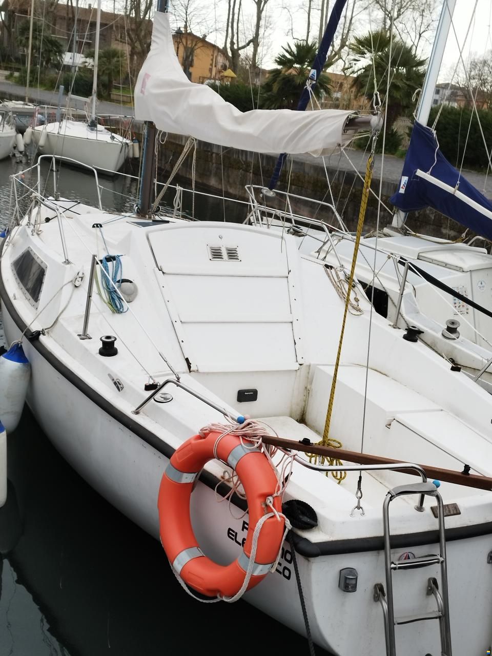 Yachting France Calife 23