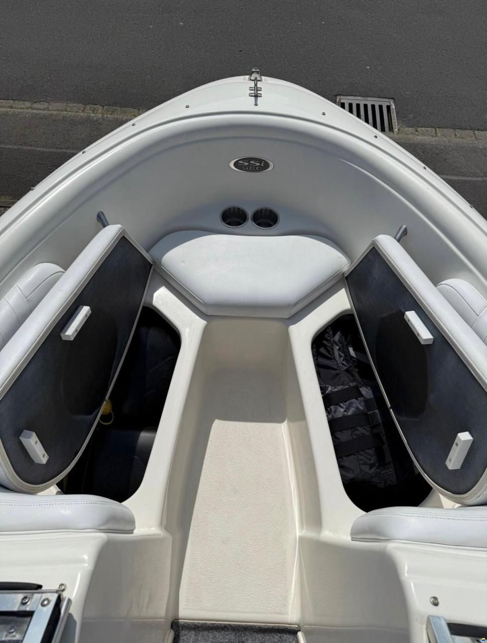 Chaparral 180 SSI