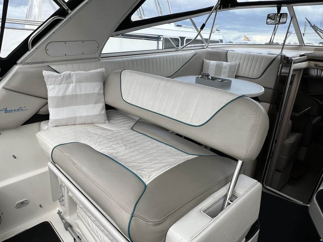 Bayliner 3255 Avanti Express