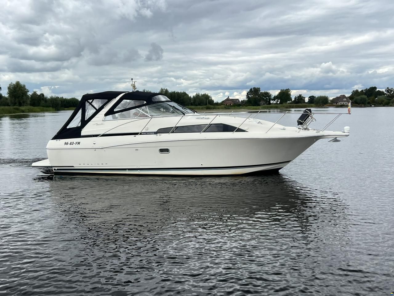 Bayliner 3255 Avanti Express