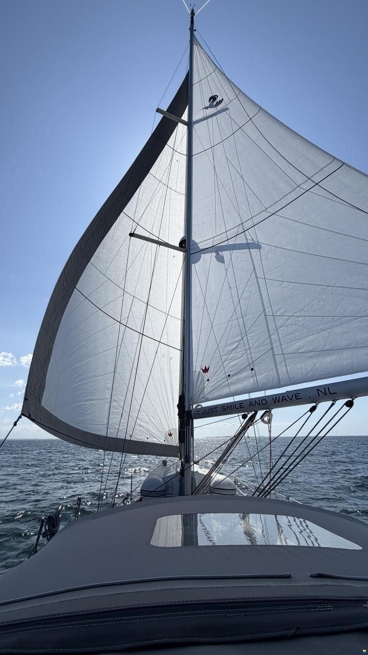 Beneteau Oceanis 43