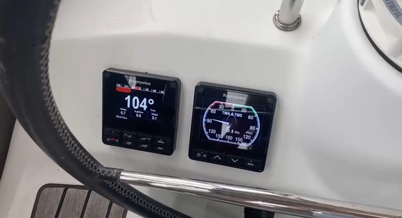 Beneteau Oceanis 43