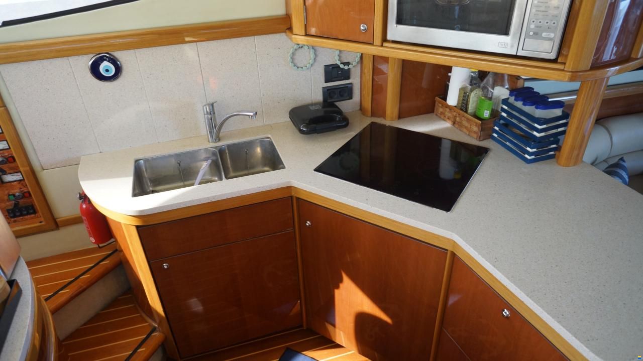 Sealine T52 FLYBRIDGE
