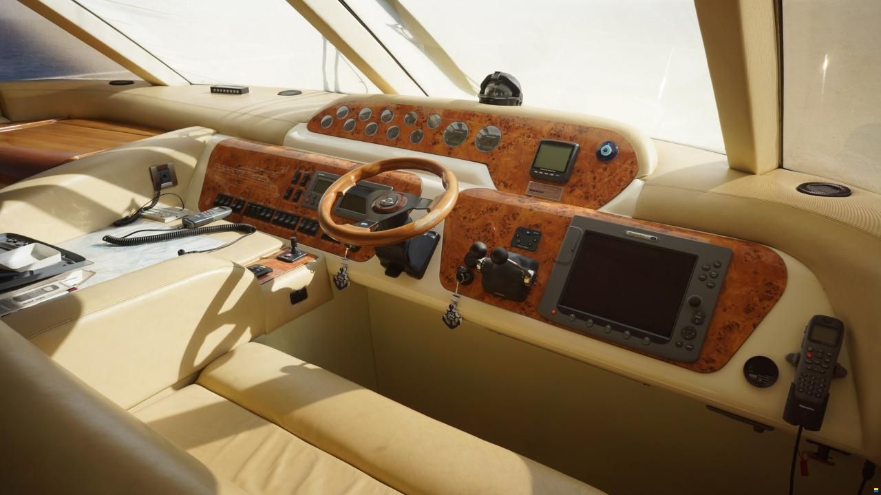 Sealine T52 FLYBRIDGE