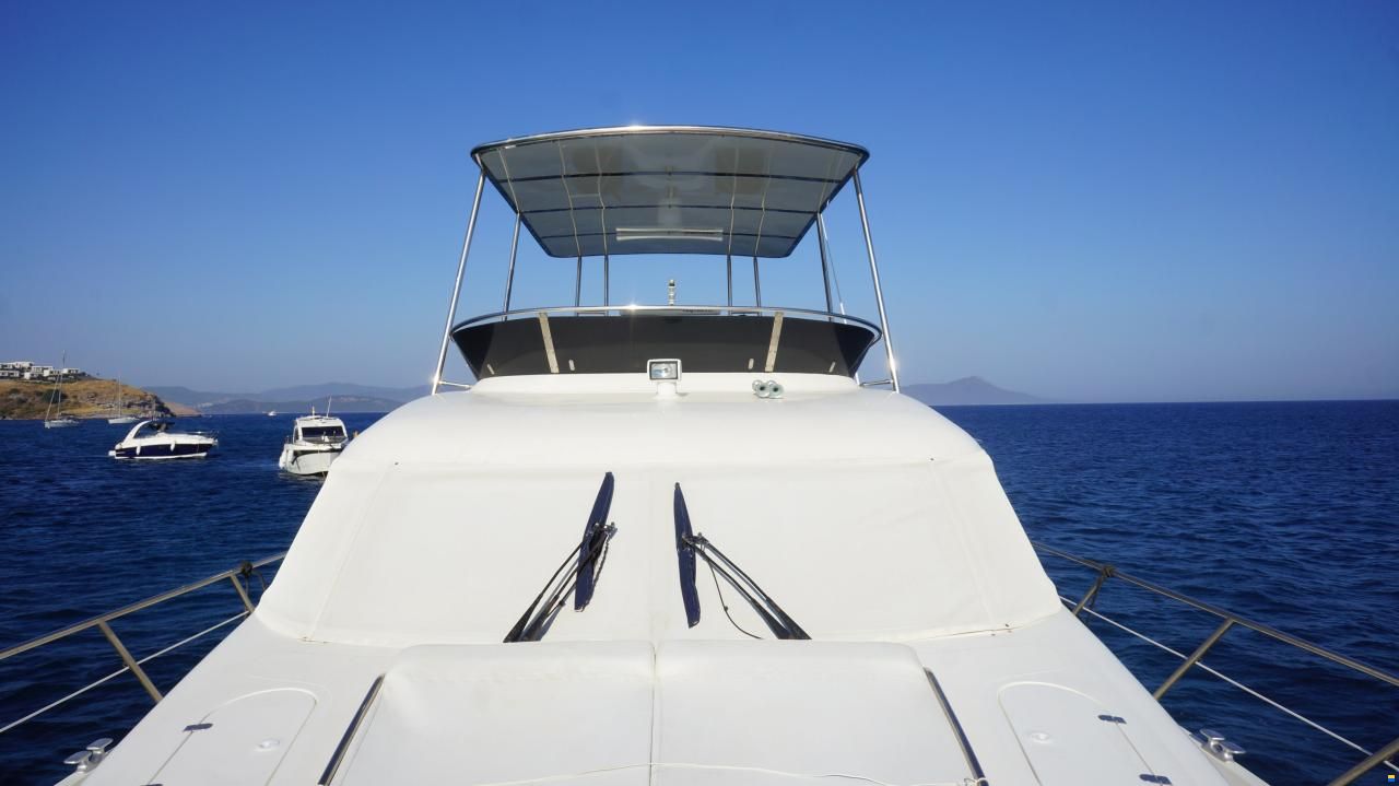 Sealine T52 FLYBRIDGE