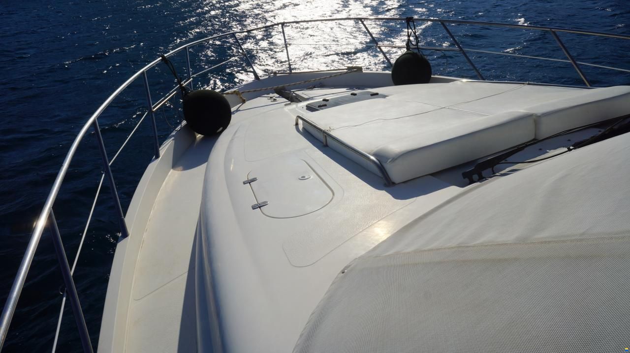 Sealine T52 FLYBRIDGE