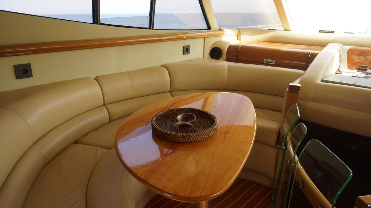 Sealine T52 FLYBRIDGE