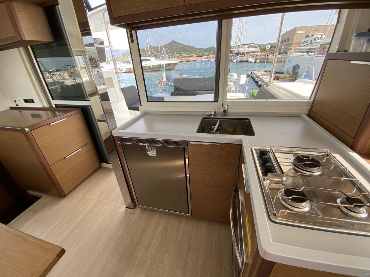 Lagoon 40