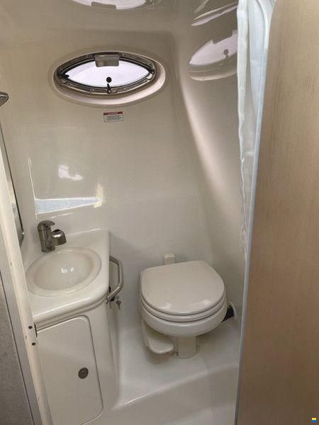 Sea Ray DA 255 Sundancer