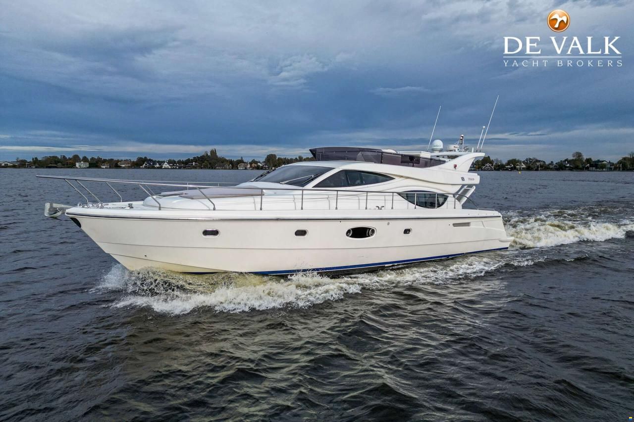 Ferretti 550