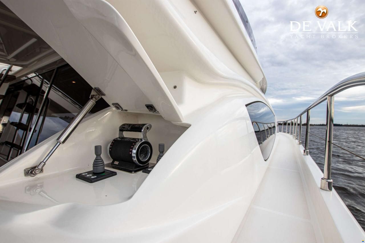 Ferretti 550
