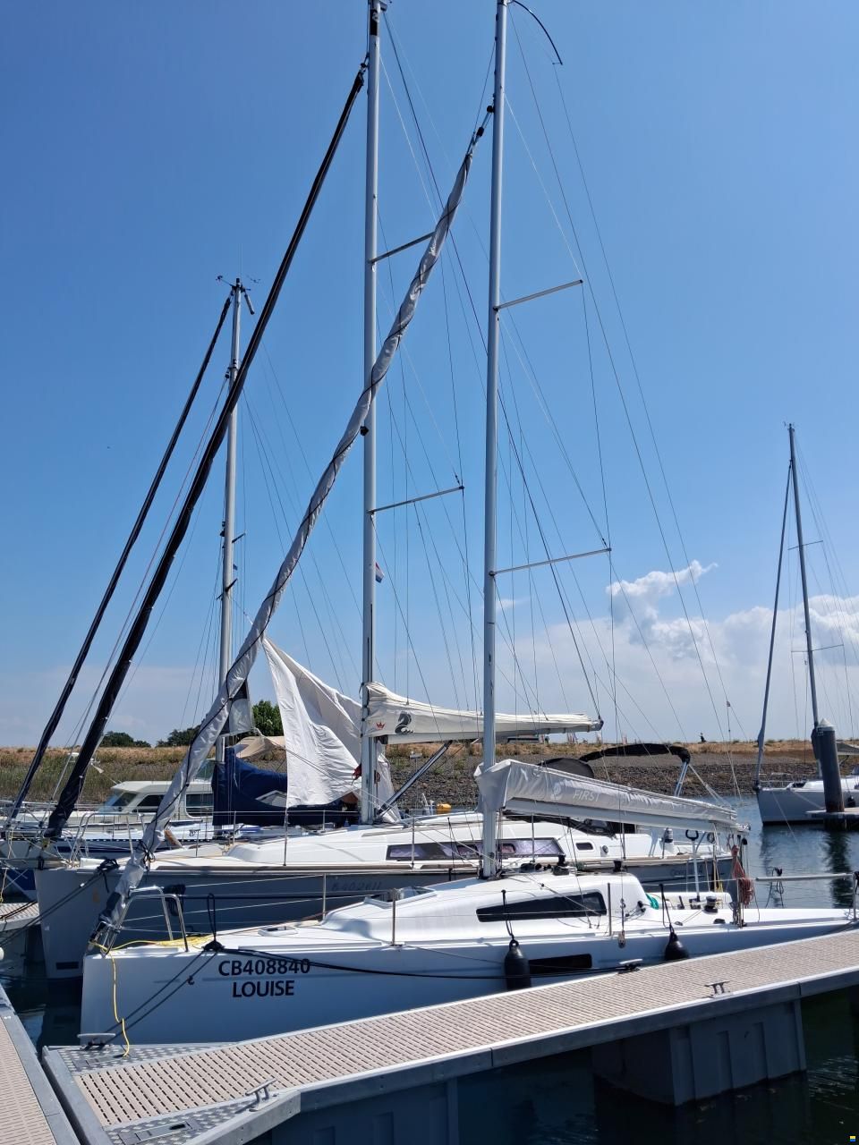 Beneteau First 27