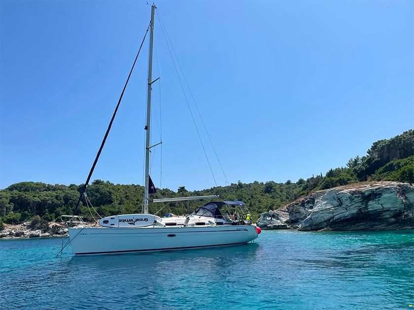 Bavaria Cruiser 37