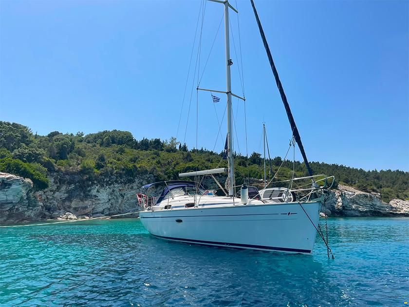 Bavaria Cruiser 37