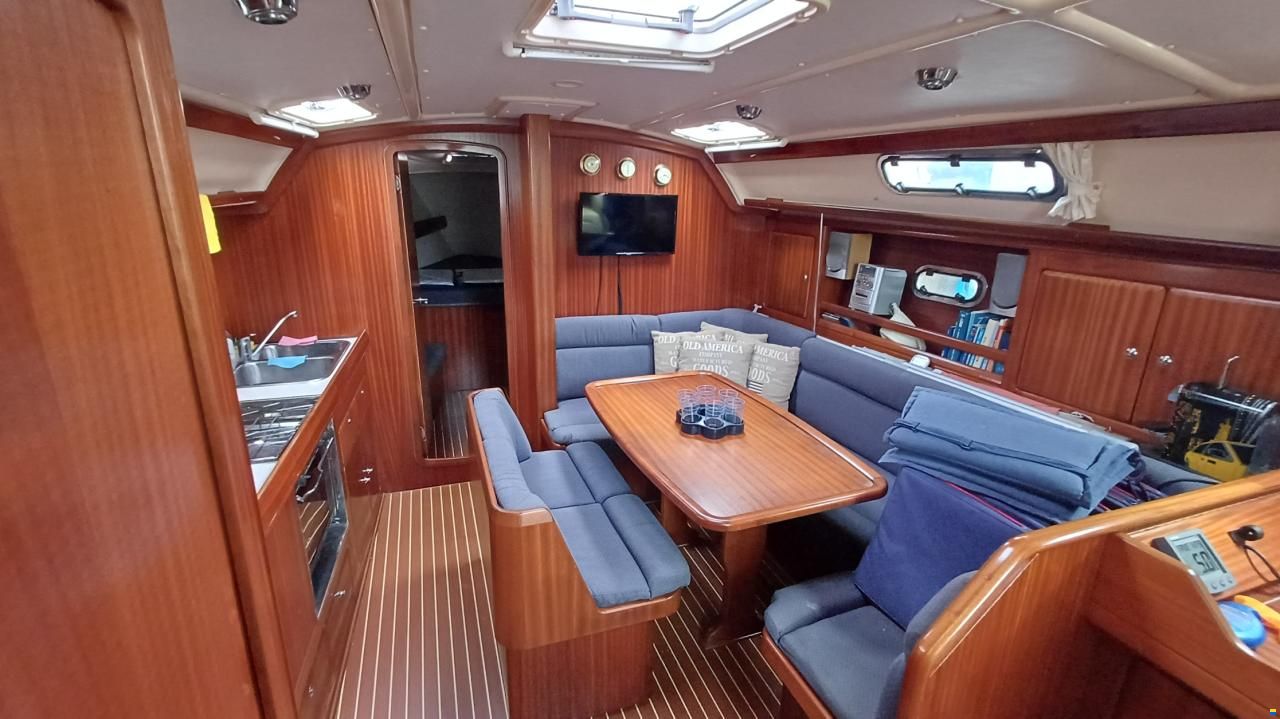 Bavaria 40