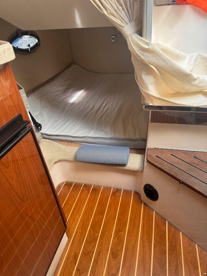 Regal 2565 Window Express
