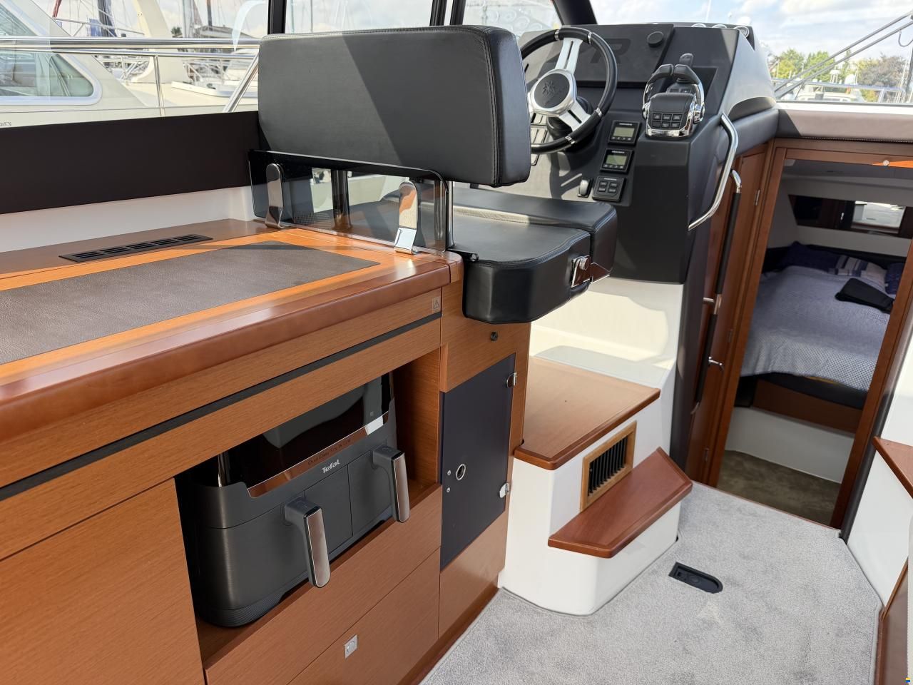 Jeanneau NC 11