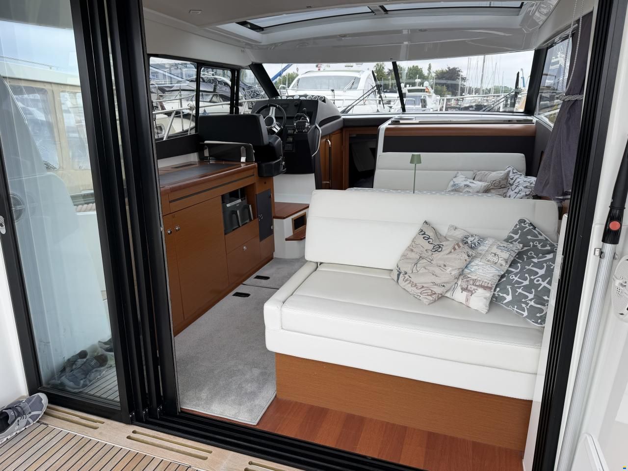 Jeanneau NC 11