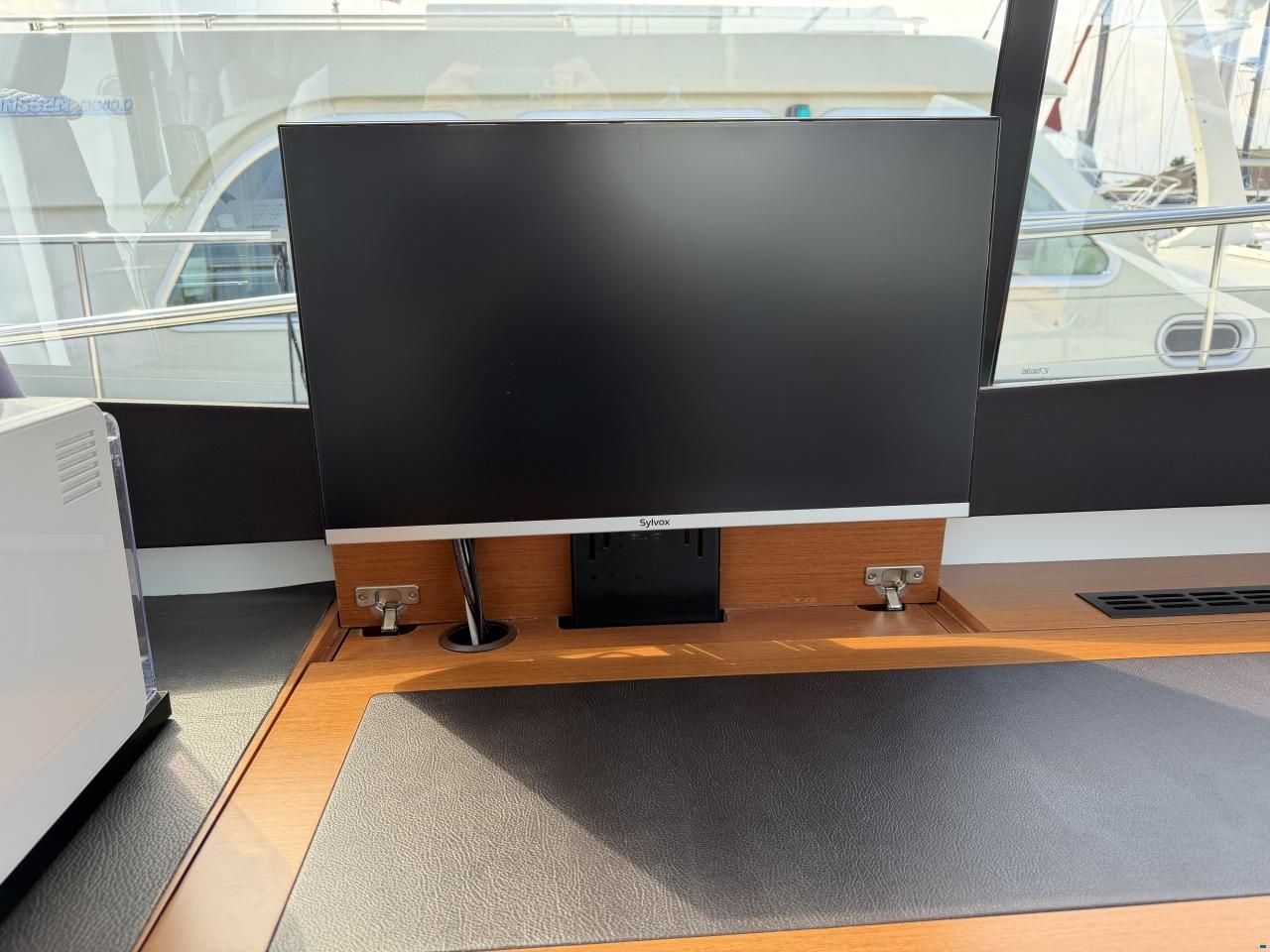 Jeanneau NC 11
