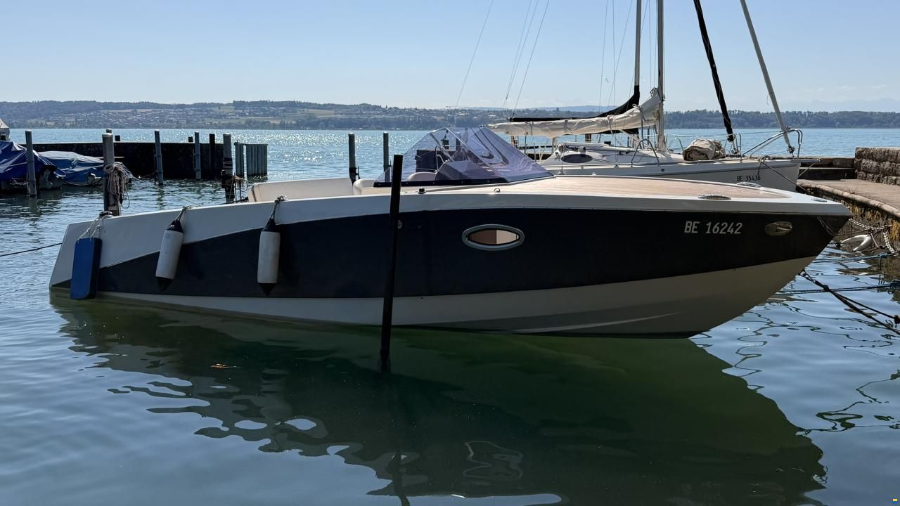 Ganz Boats Ovation 6.8