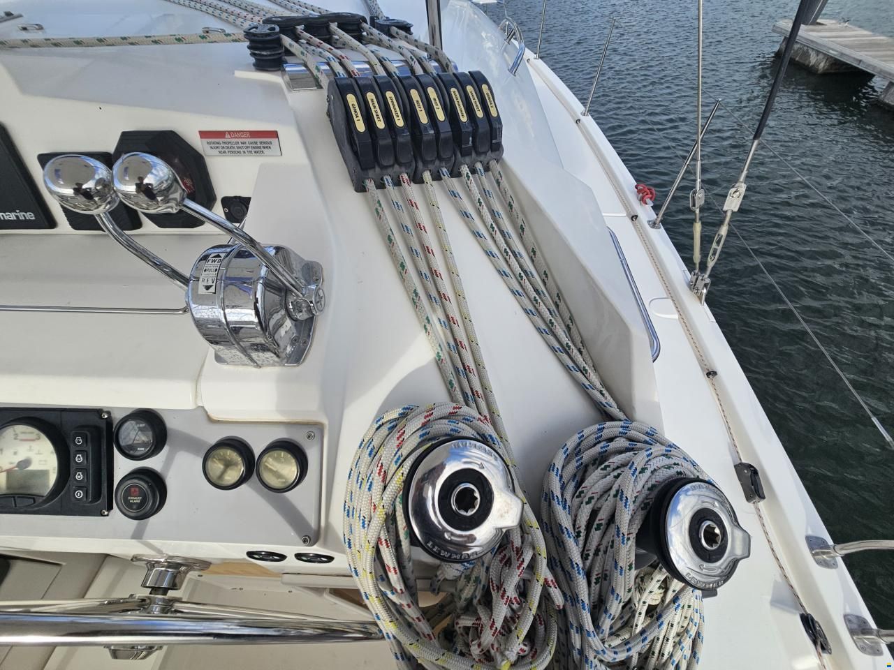 Robertson&Caine Leopard 40