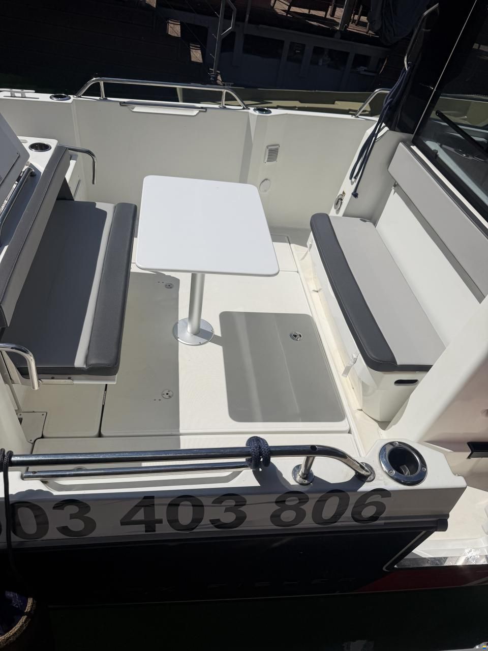 Jeanneau 795 sport