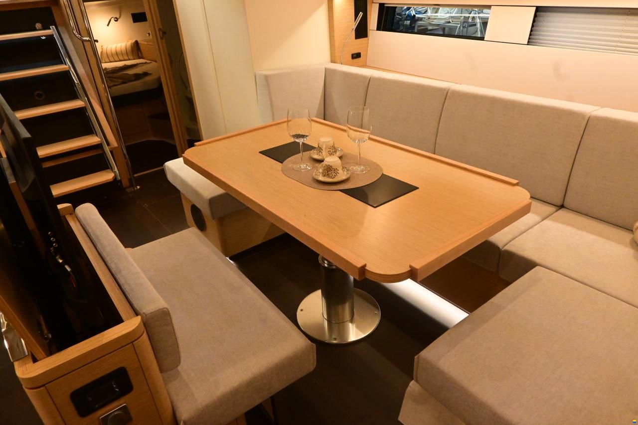 Hanse 460