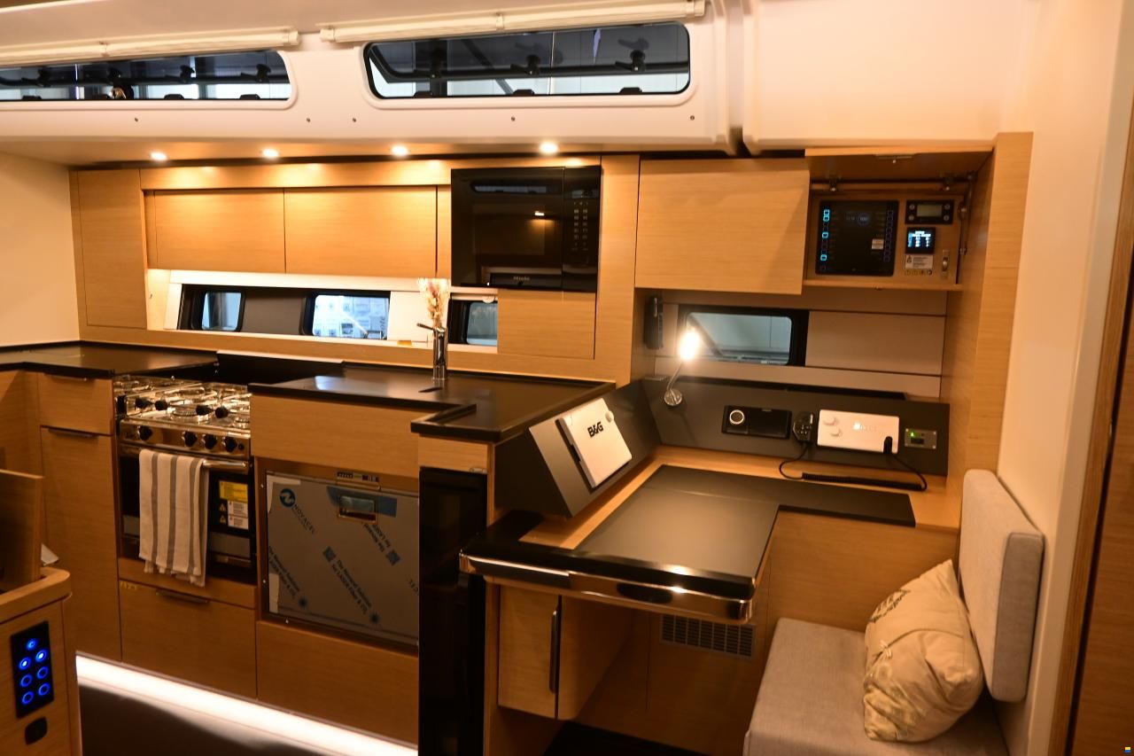 Hanse 460