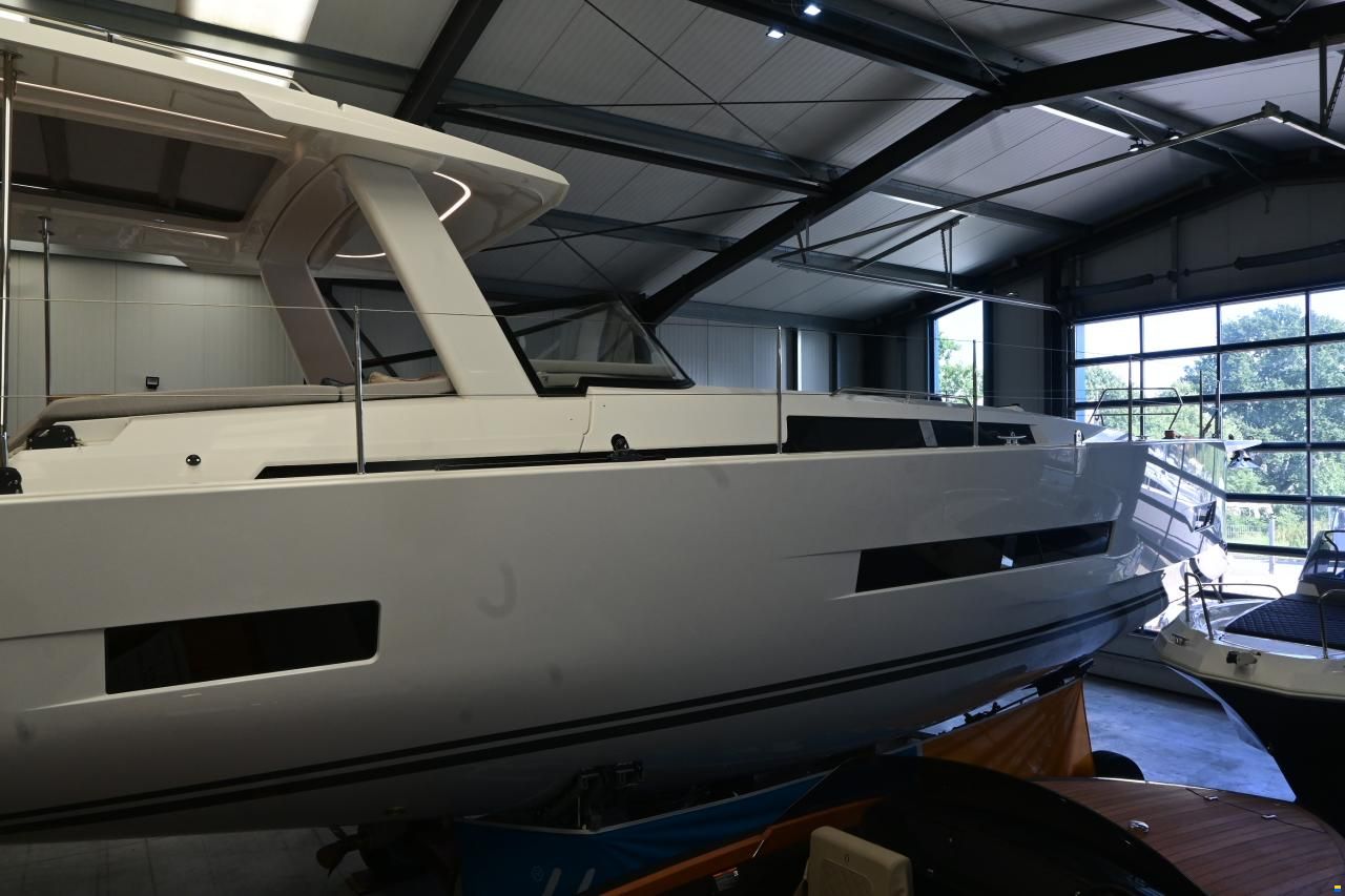 Hanse 460