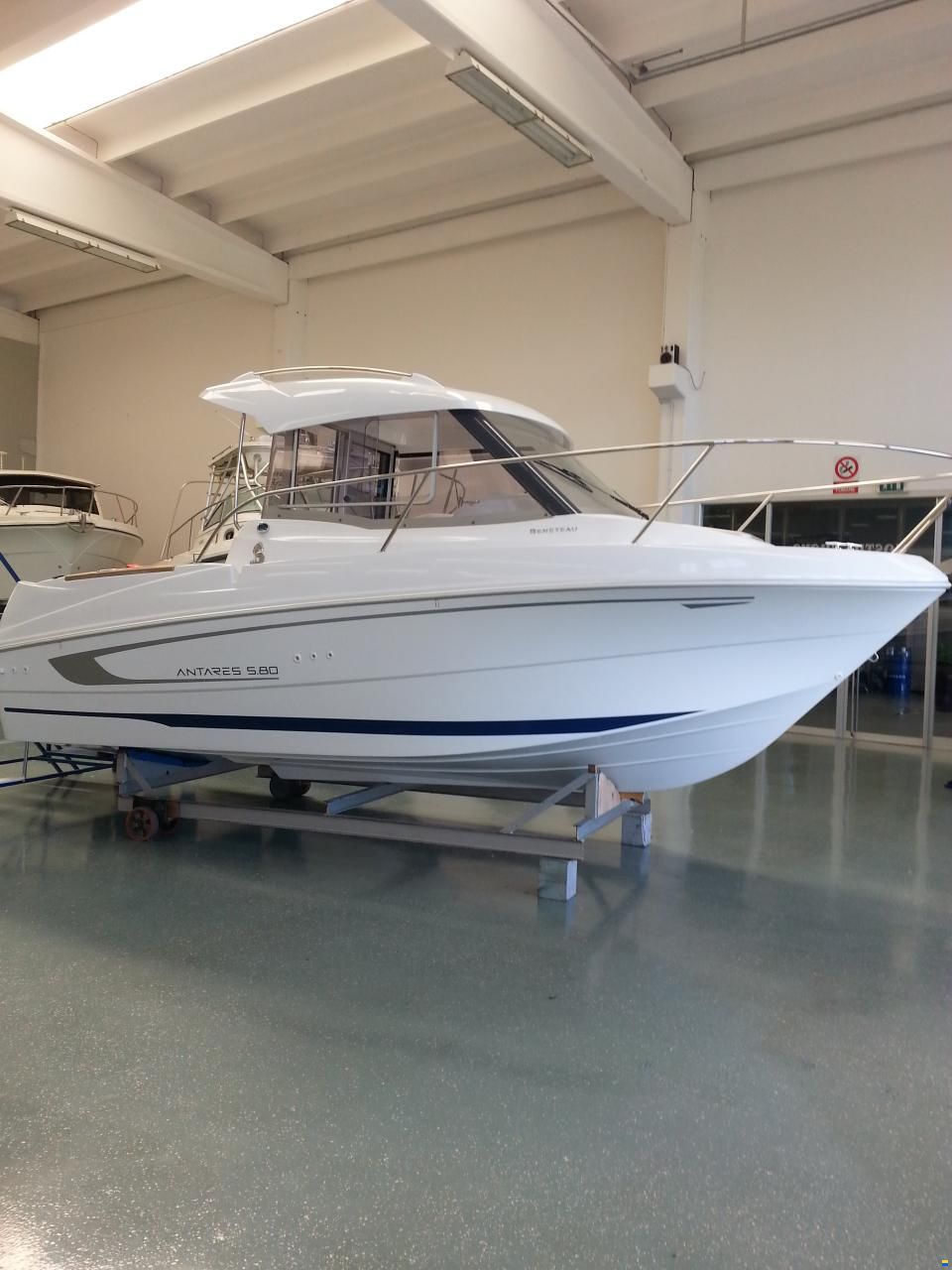 Beneteau Antares 5.80