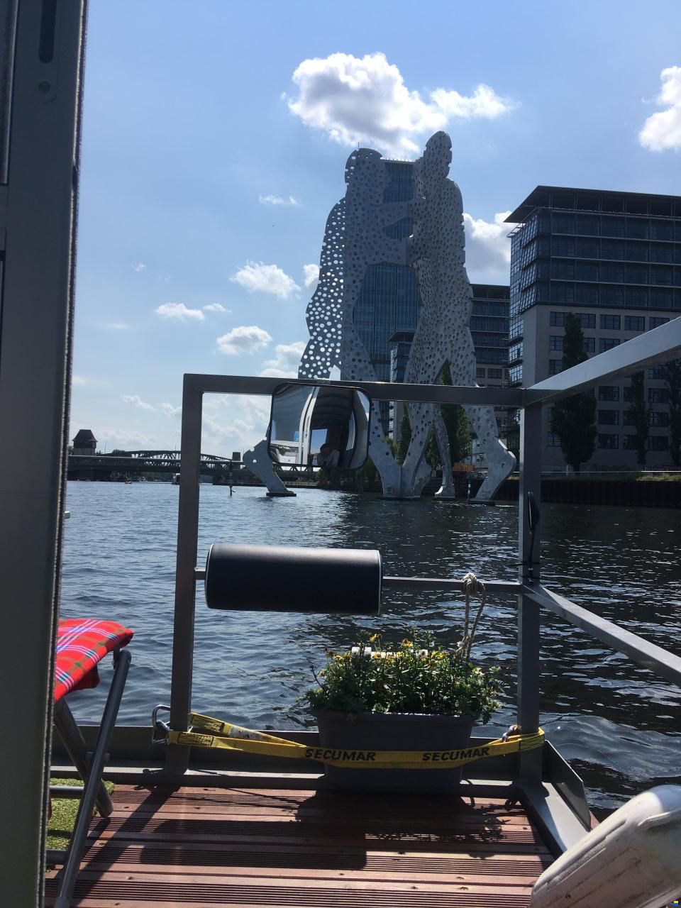 Klunder Solarhausboot