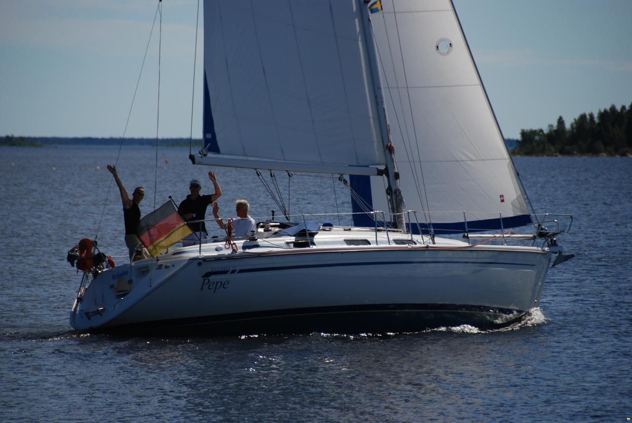 Bavaria 37