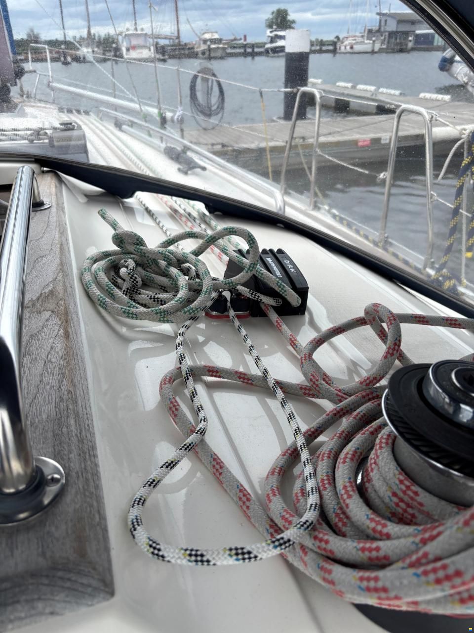 Bavaria 37