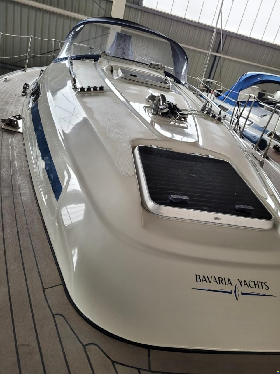 Bavaria 37