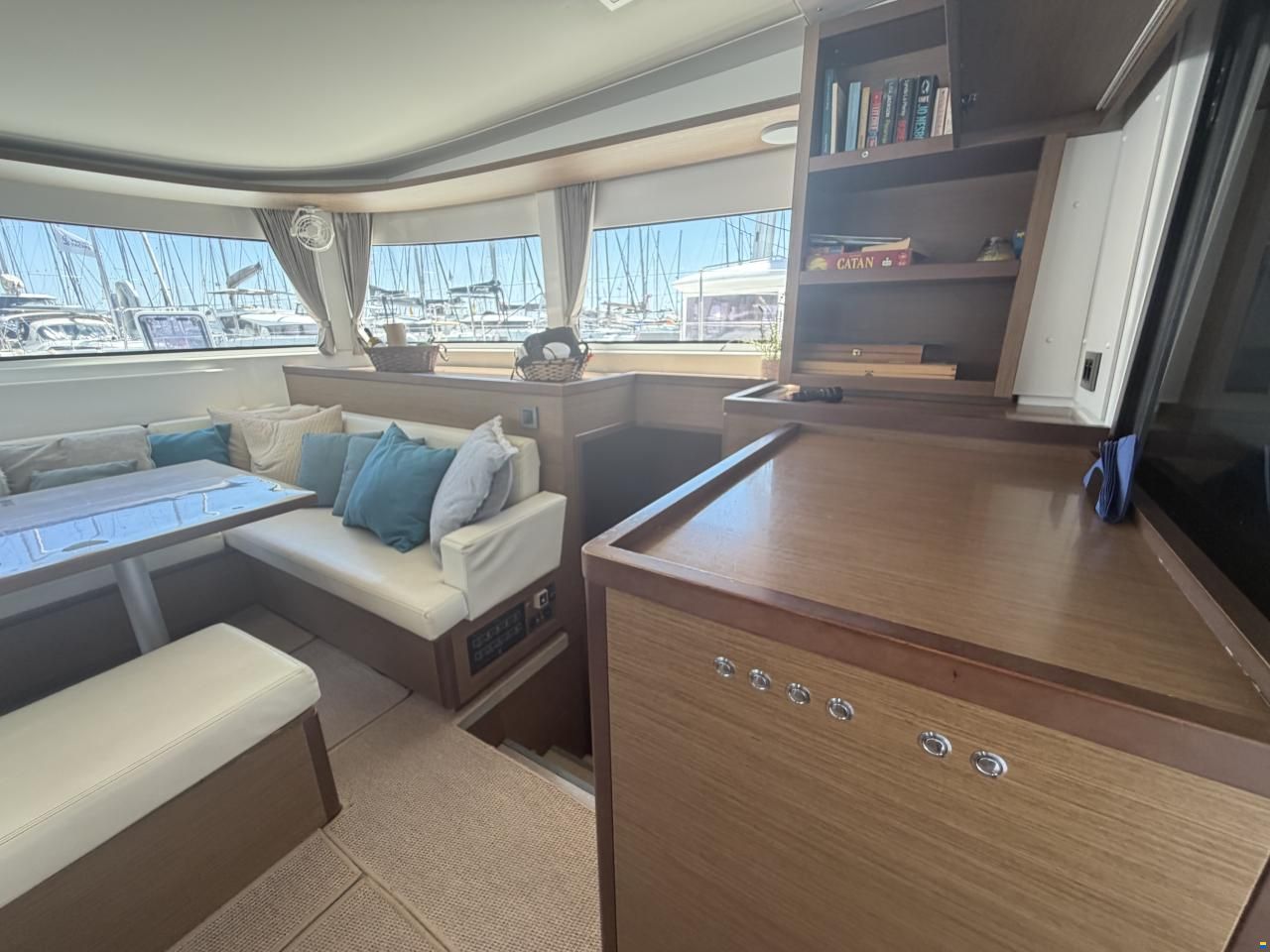 Lagoon 46