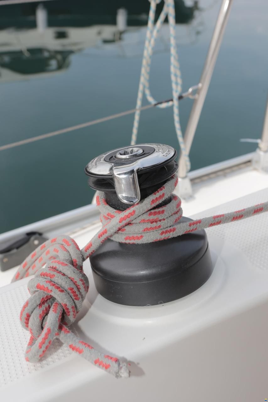 Bavaria Cruiser 37