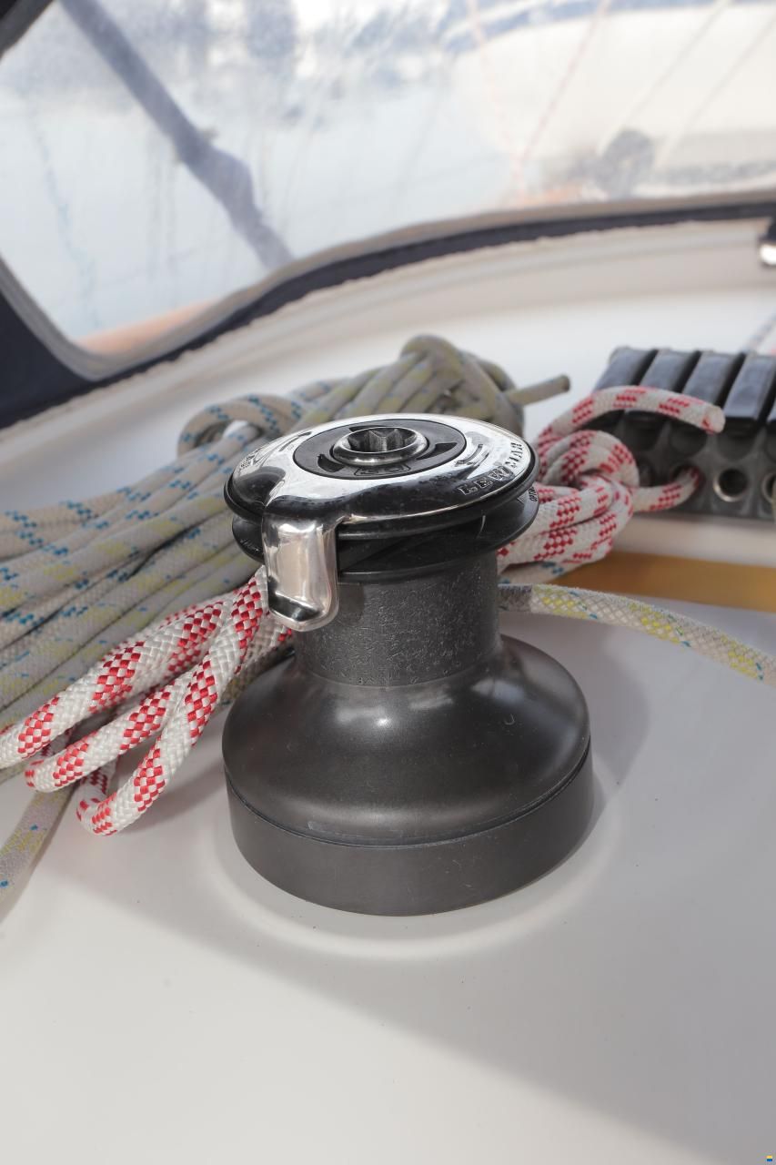 Bavaria Cruiser 37