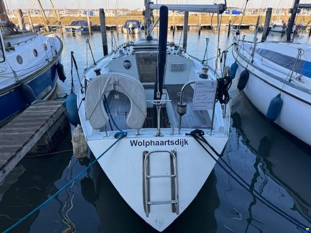 Contessa 28