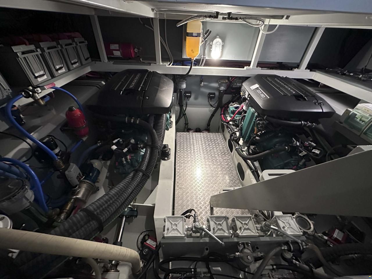 Linssen Grand Sturdy 470 Sedan Wheelhouse
