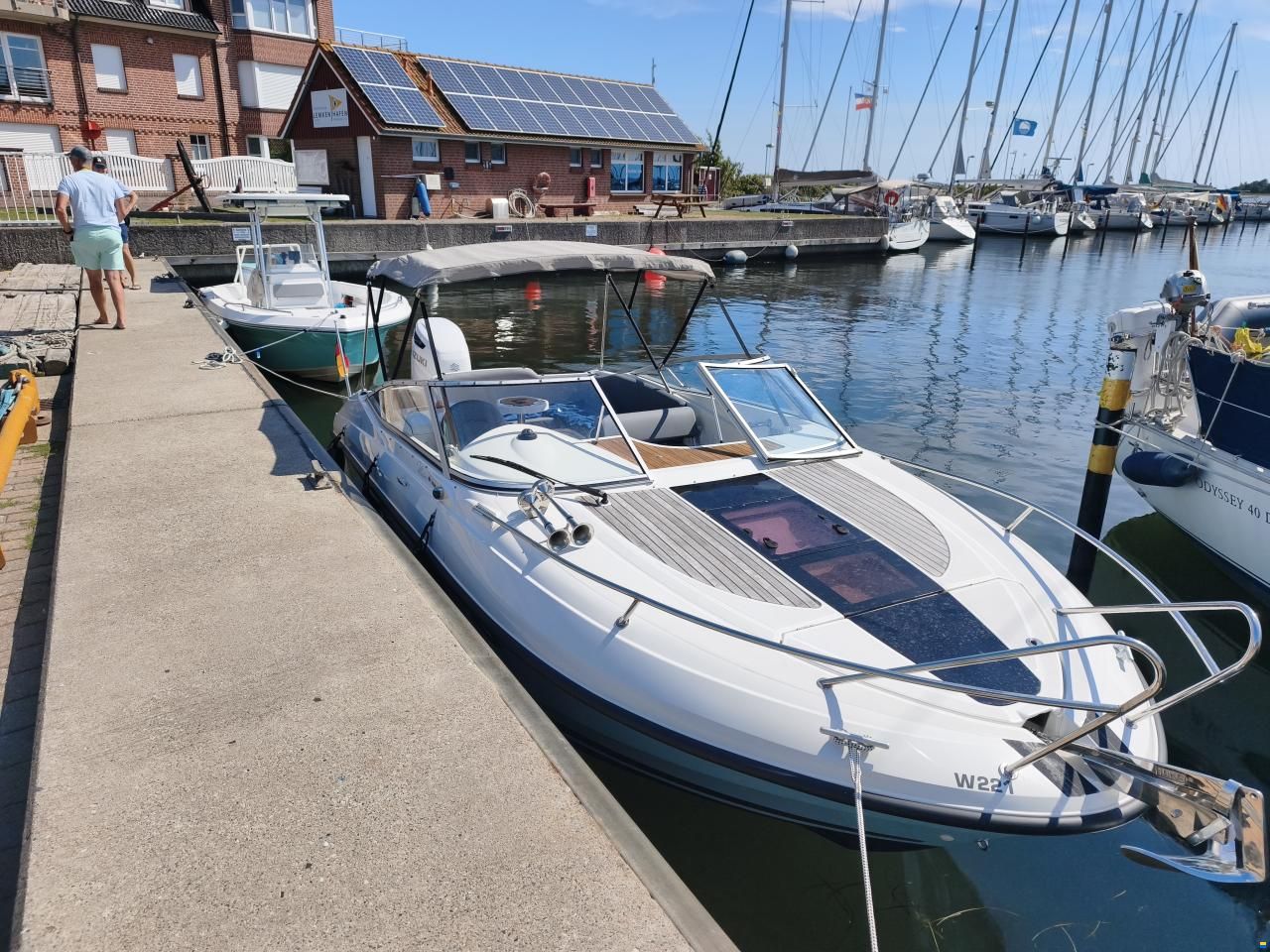 Beneteau 750 Flyer Cabrio