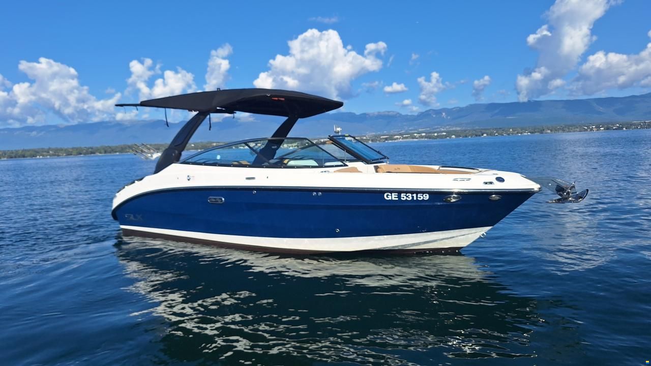Sea Ray SLX 260 Surf