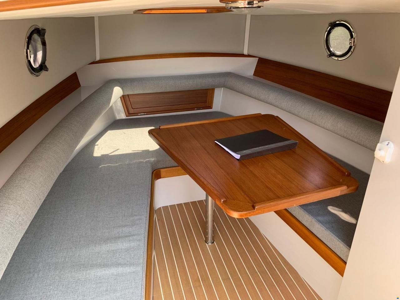 WeCo 685 CABIN