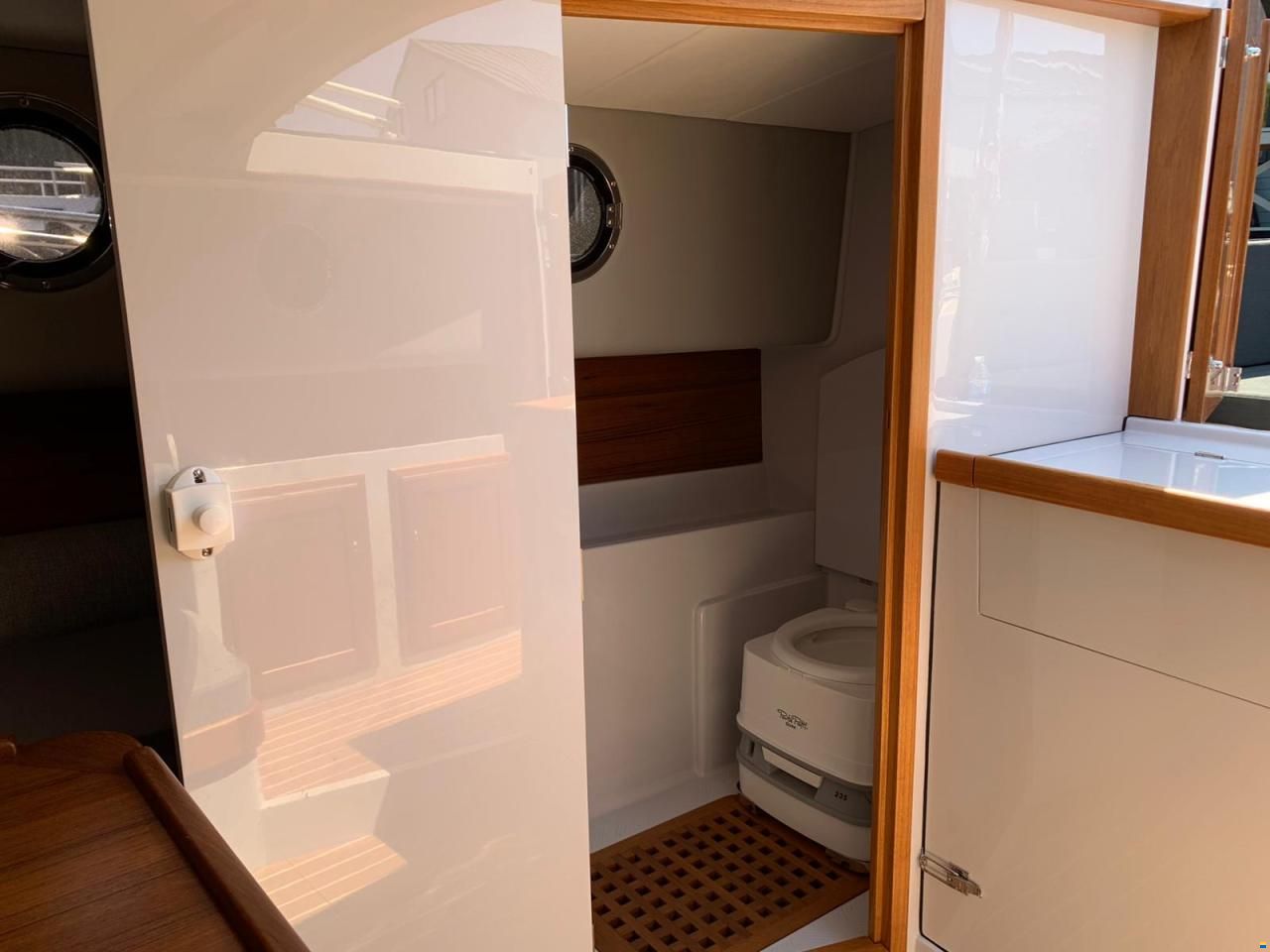 WeCo 685 CABIN