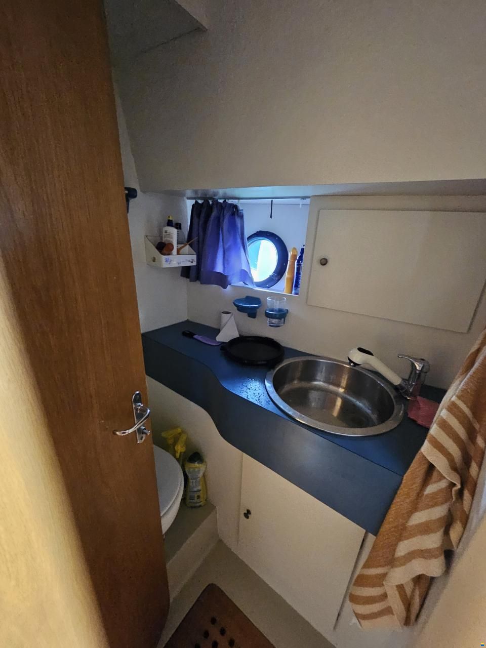 Azimut 38