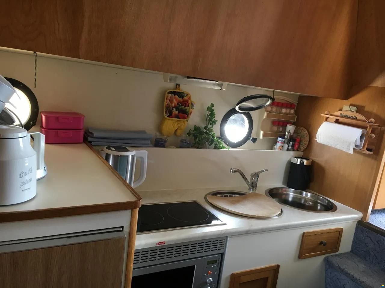 Azimut 38