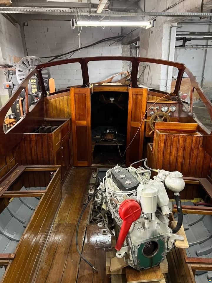Mahagoni-Backdecker