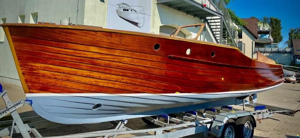 Mahagoni-Backdecker