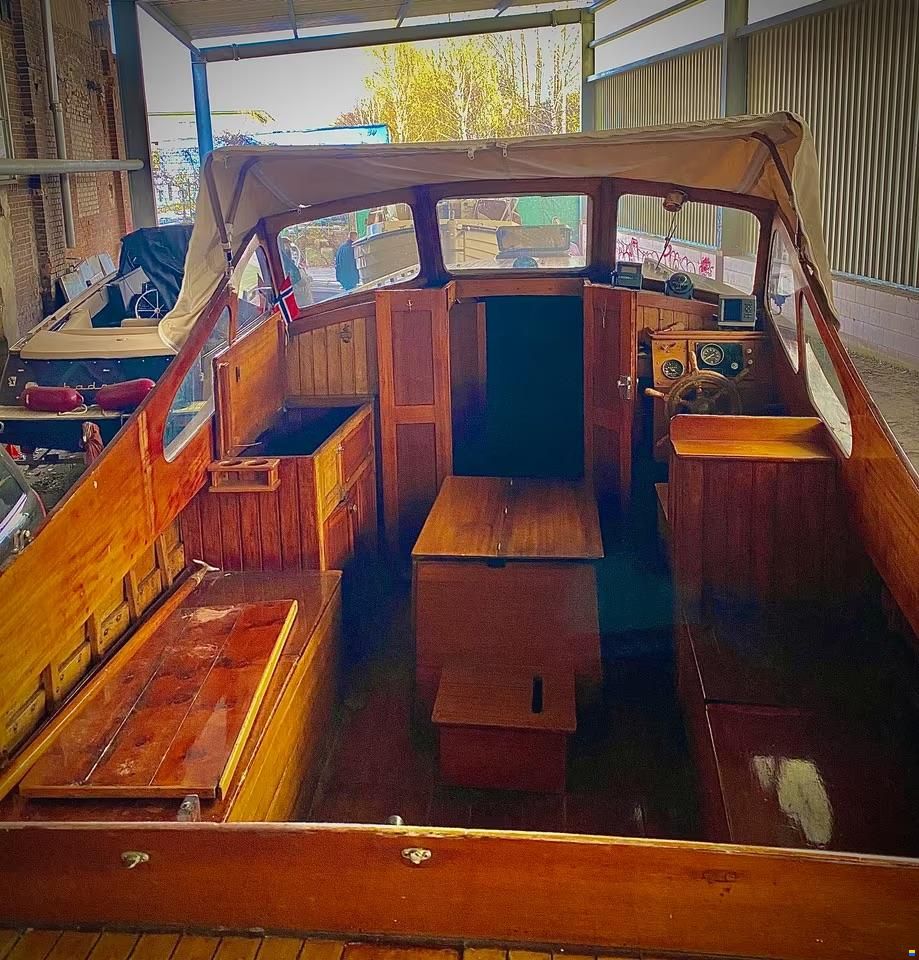 Mahagoni-Backdecker