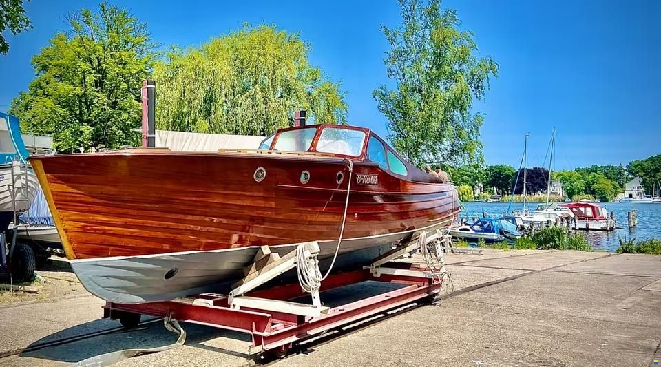 Mahagoni-Backdecker