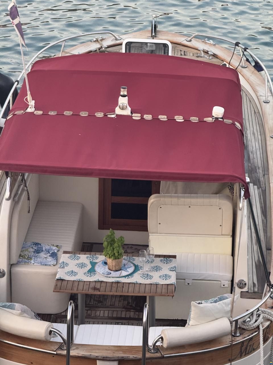 Aquamarine Yachts Acquamarina 9 cabin